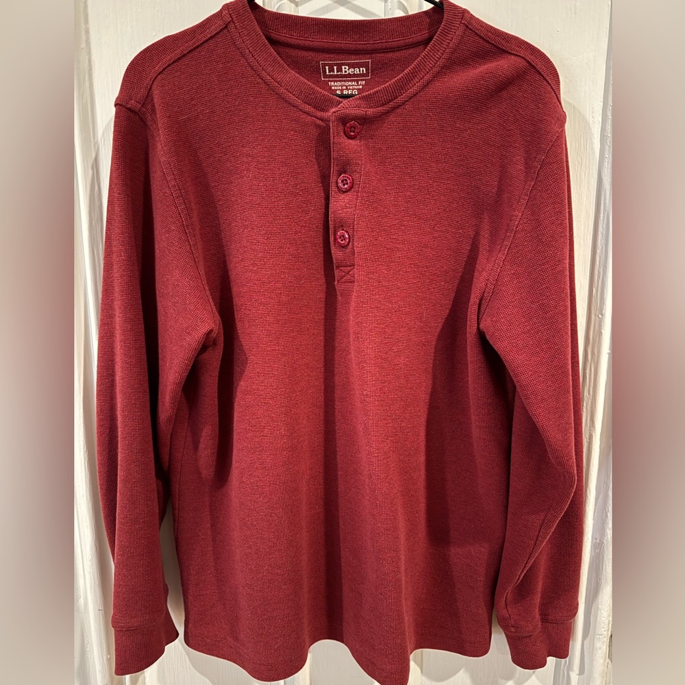 L.L. Bean Mountainside Micro Waffle Henley - Men’s Small